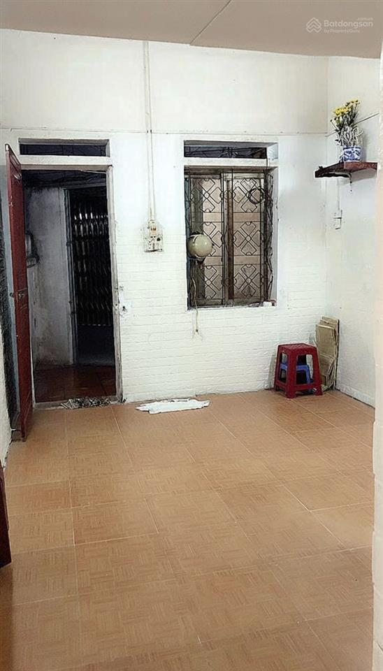 Nhà c4 gác xép, nóng lạnh, gần trường th thanh xuân nam