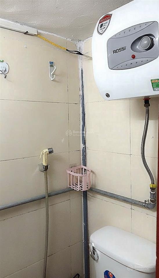 Nhà c4 gác xép, nóng lạnh, gần trường th thanh xuân nam