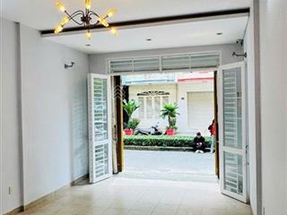 Cần bán gấp nhà mặt tiền kính doanh gần công viên, phường 4 quận 8 cũ, giá 18,5 tỷ.