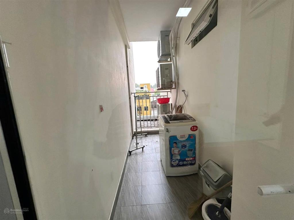 Cho thuê chung cư ctl tower dương thị giang 9tr/th 2pn full nội thất ngay cầu tham lương