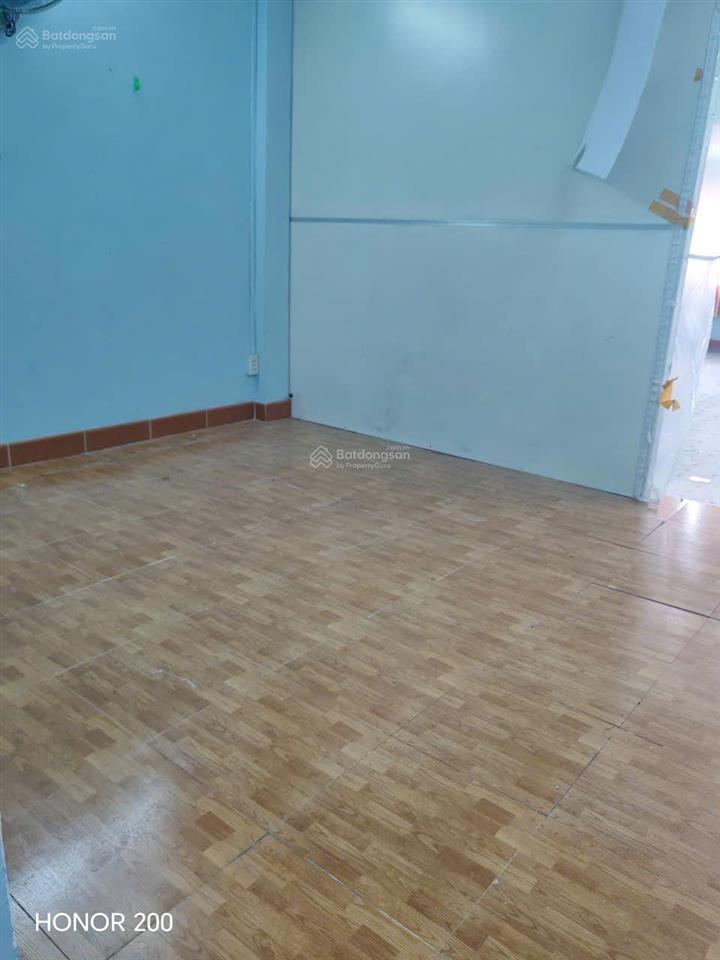 Cho thue nha phan van hon, q12 (72m2/san, tong 02 san)