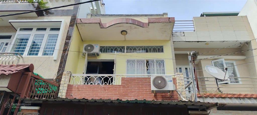 Cho thue nha phan van hon, q12 (72m2/san, tong 02 san)