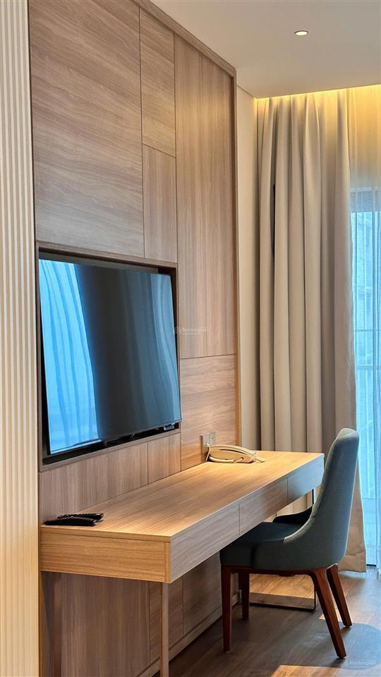 Sống giữa khu nghỉ dưỡng 5 sao, trung tâm bãi cháy. a la carte hạ long  trục b02 căn hộ sát biển