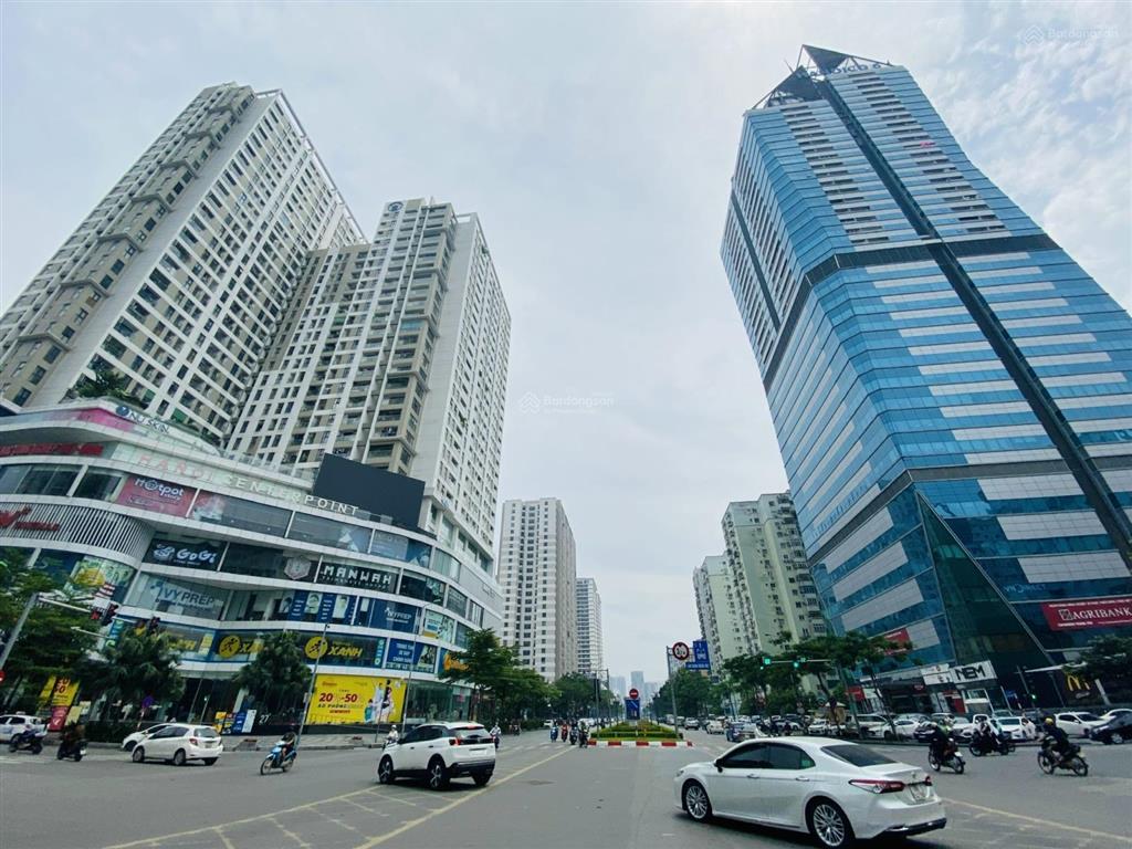 Vip  lê văn lương . phân lô ô tô tránh dừng đỗ, kinh doanh, full nội thất, ô thang máy. 55m*5t