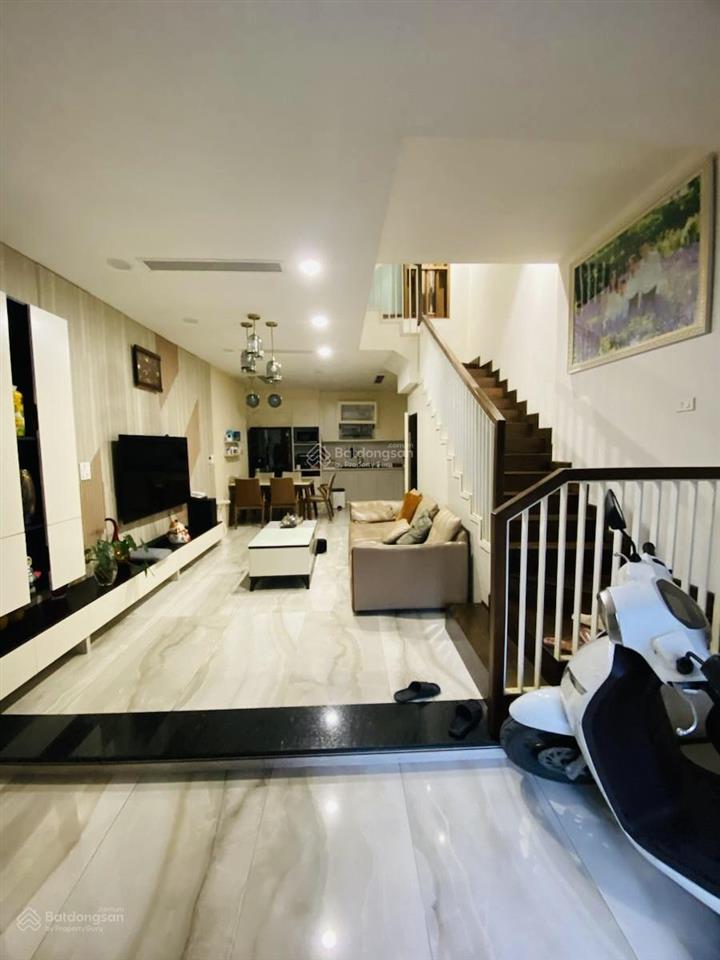 Vip  lê văn lương . phân lô ô tô tránh dừng đỗ, kinh doanh, full nội thất, ô thang máy. 55m*5t