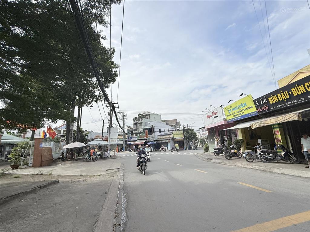 Bán lô đất đường thông xe tải ngay chợ tam hà, đường bàn cờ xung quanh đều là biệt thự