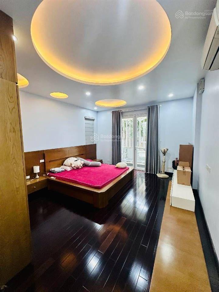 Bán biệt thự khu đô thị sài đồng 180m2, 4 tầng, mặt tiền 12m, giá hơn 50 tỷ