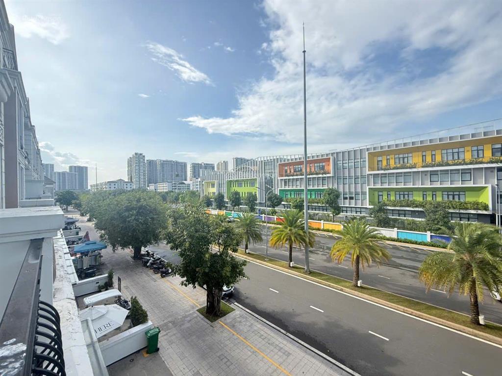 Cho thuê nhà phố nx  lp glory 176m² đã hoàn thiện chỉ 65tr/tháng  đối diện trường vinschool