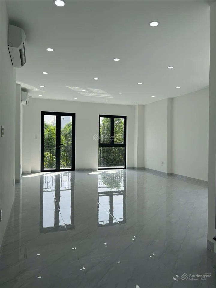 Cho thuê biệt thự song lập vin q9 dt 255m² đã hoàn thiện, giá chỉ 40tr/tháng