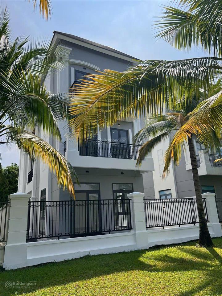 Cho thuê biệt thự song lập vin q9 dt 255m² đã hoàn thiện, giá chỉ 40tr/tháng