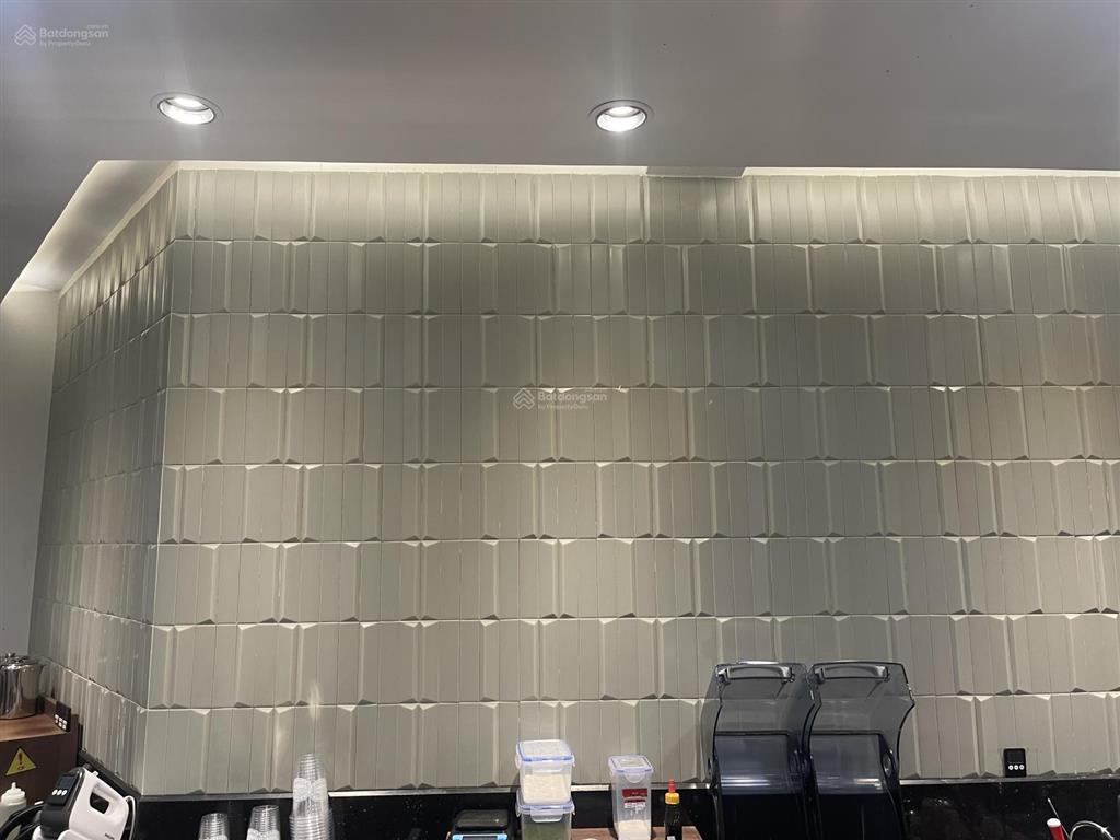 Cực gấp bán biệt thự vườn đào lạc long quân, tây hồ đối diện lotte tây hồ 389m2 32m mt góc vườn hoa