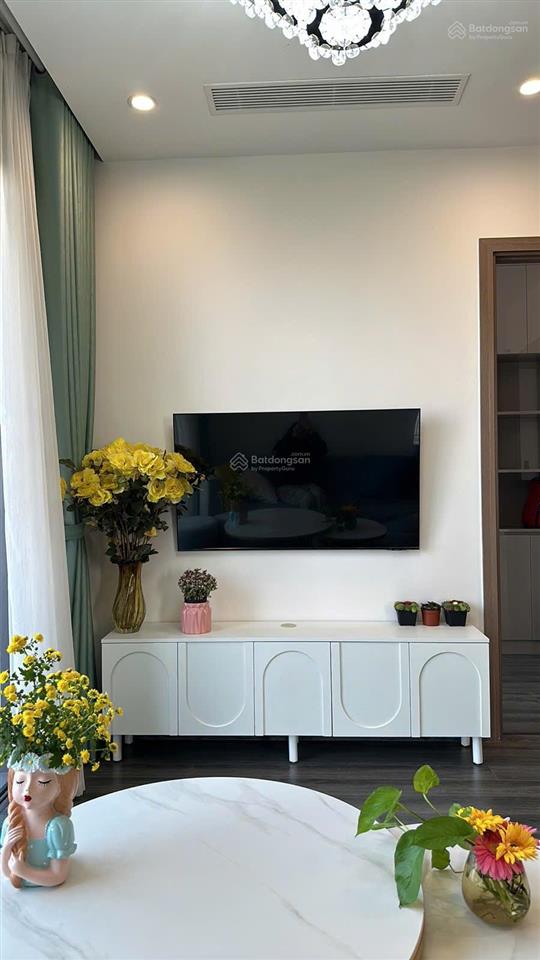 Căn góc 3pn toà r103 view hồ và công viên, chủ cần bán gấp