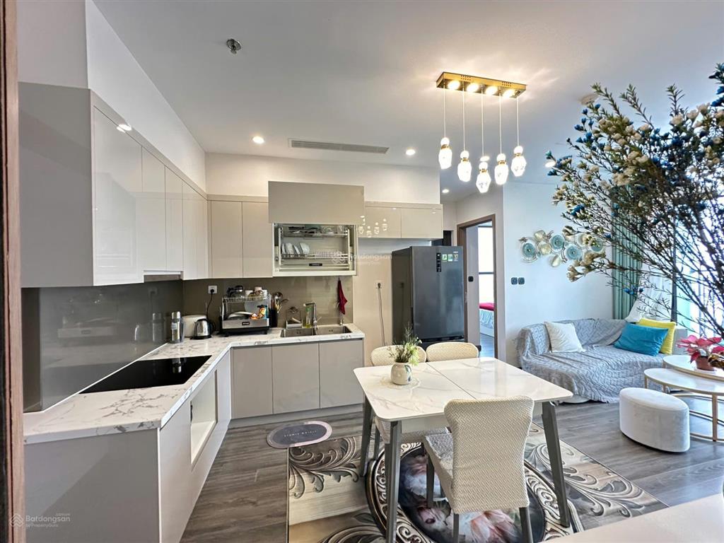 Căn góc 3pn toà r103 view hồ và công viên, chủ cần bán gấp