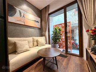 Bán nhà p cầu kiệu,phú nhuận.sát hẻm xe hơi,3pn,full nội thất,chỉ nhỉnh 5 tỷ