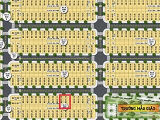 Lô sạch đẹp đối diện tòa nhà fpt complex, trục thông suốt khu v5