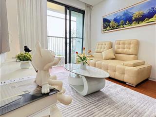 Bán căn 2 ngủ hoa hậu  view hồ  nội thất cực đẹp, mới 100%  có slot oto, vào ở ngay