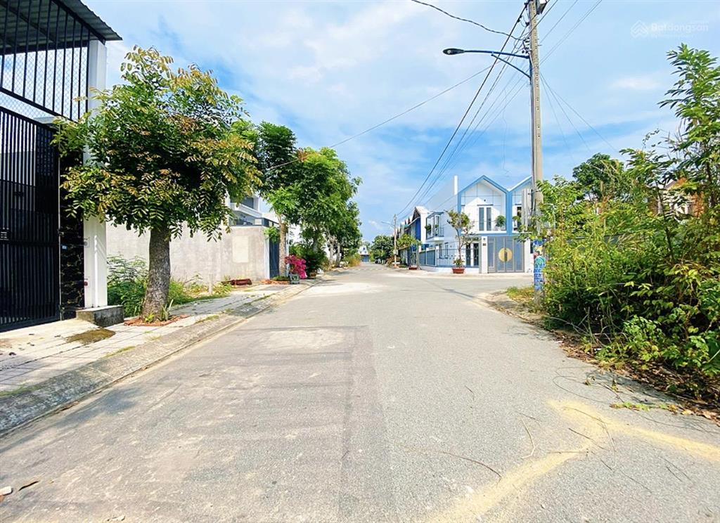 Bán đất cát tường phú sinh giá rẻ dt  4x15=60m2 shr giá  890tr bao hết chủ đã xây ranh sạch đẹp