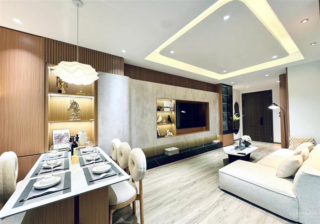 Chính chủ bán căn hộ 2 phòng ngủ, 80m2 chung cư paragon, 181 trần quốc vượng cầu giấy. 0937 466 ***