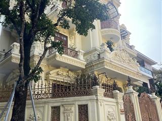 Bán biệt thự lão thành cách mạng  chủ bán kín  260m2 x 5t thang máynội thất vip gỗ hương 139 tỷ