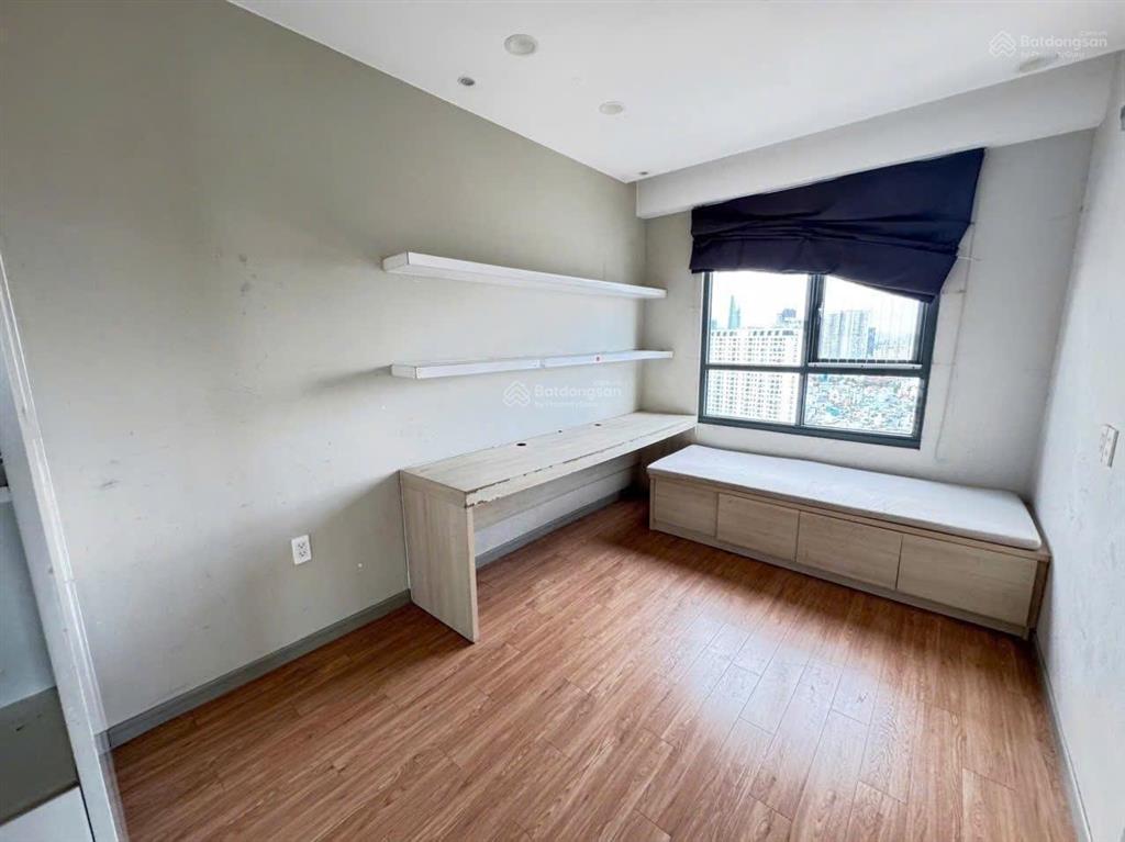 Giá 12tr/th, the useful (the era) lạc long quân, tb, 95m2, 3pn, 2wc.