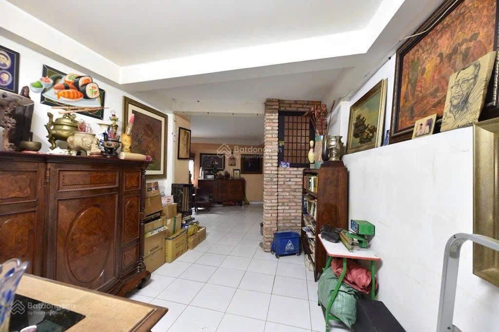 Nhà chdv lâu năm, nở hậu  cách mạng tháng 8  4/5x16m (74m2), 5 tầng  12.5tỷ