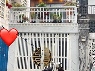 Bán nhà quận 7 lâm văn bền, ô tô đỗ cửa, 80m2, ngang 4m, dài 20m, nhà 2 tầng , 4 phòng ngủ. chỉ 7tỷ