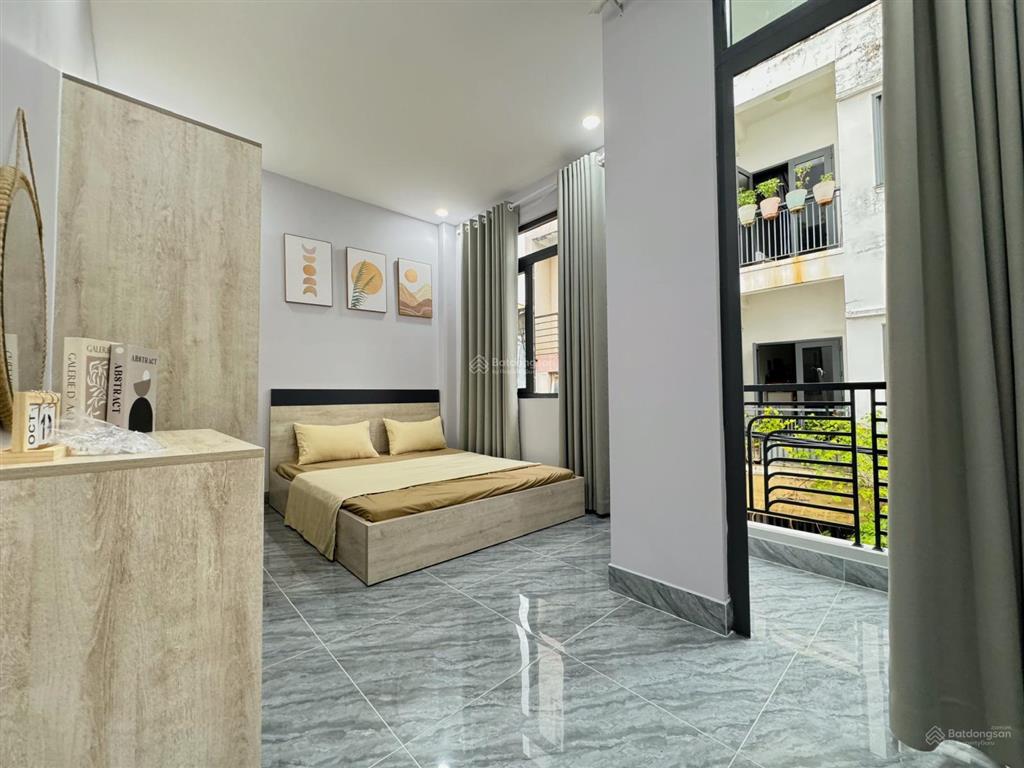 Cho thuê gấp cc mini 1pn, 1wc, 45m2, ban công thoán mát, giá 9,8 triệu tại đoàn văn bơ, q4, hcm