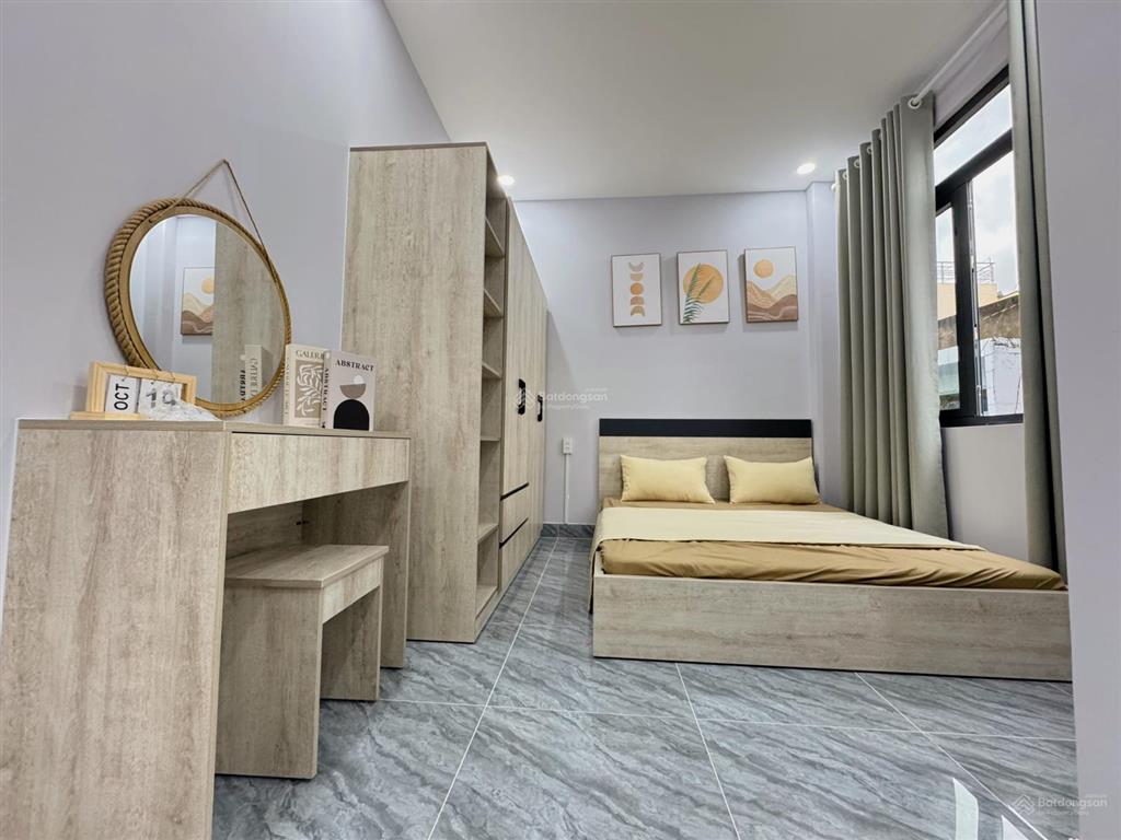 Cho thuê gấp cc mini 1pn, 1wc, 45m2, ban công thoán mát, giá 9,8 triệu tại đoàn văn bơ, q4, hcm