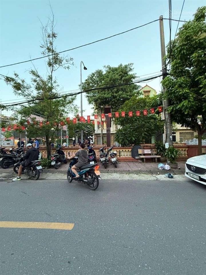 Đất việt hưng, mt4.2m, 13.8 tỷ, vỉa hè ô tô tránh thông, 66m2