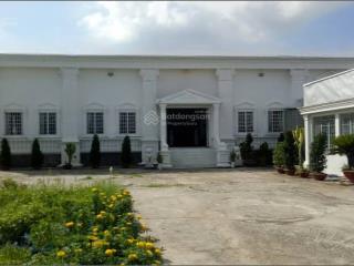 Bán bất động sản vị trí đẹp  chính chủ