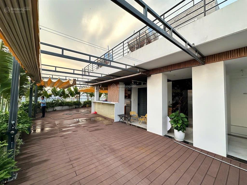 Bán toà nhà văn phòng kinh doanh 12x22m, đúc hầm + 6 tấm, giá 76,8 tỷ tl!