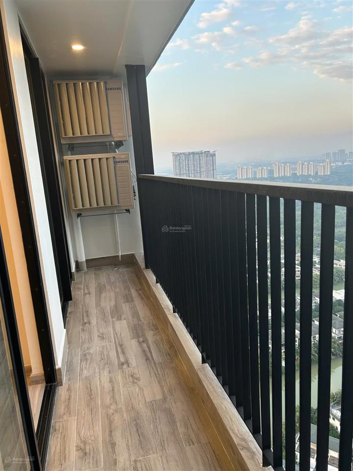 Cần bán nhanh căn sky forets 74m thong thuỷ, nhà mới chưa ai ở , bán 6ty3 bao thuế phí