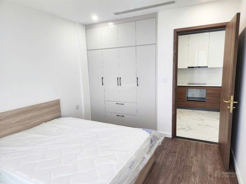 Bán căn 2pn + 1 tòa s6 sunshine city. dt 86,5m2 view sân golf ciputra  tầng đẹp, sẵn sổ giao dịch