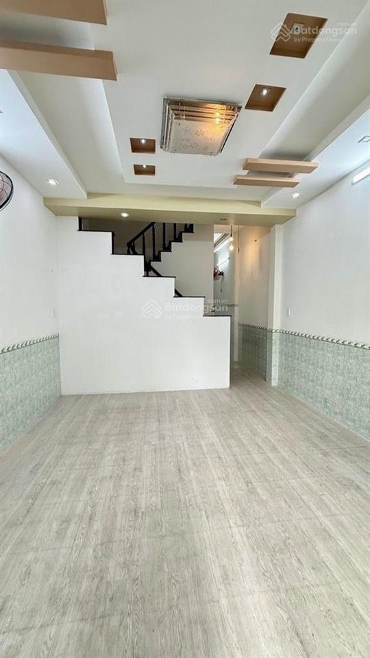 Tân phú giáp tân phú  gần khu bàu cát  nhà 3 tầng 51m2  hẽm 8m nhựa thông  sổ vuông đẹp  8.2t