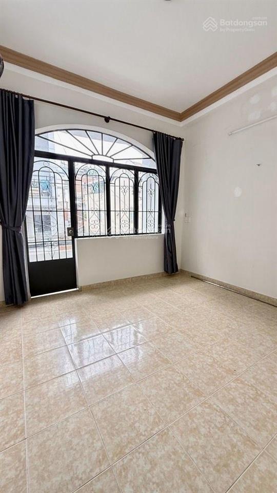 Tân phú giáp tân phú  gần khu bàu cát  nhà 3 tầng 51m2  hẽm 8m nhựa thông  sổ vuông đẹp  8.2t