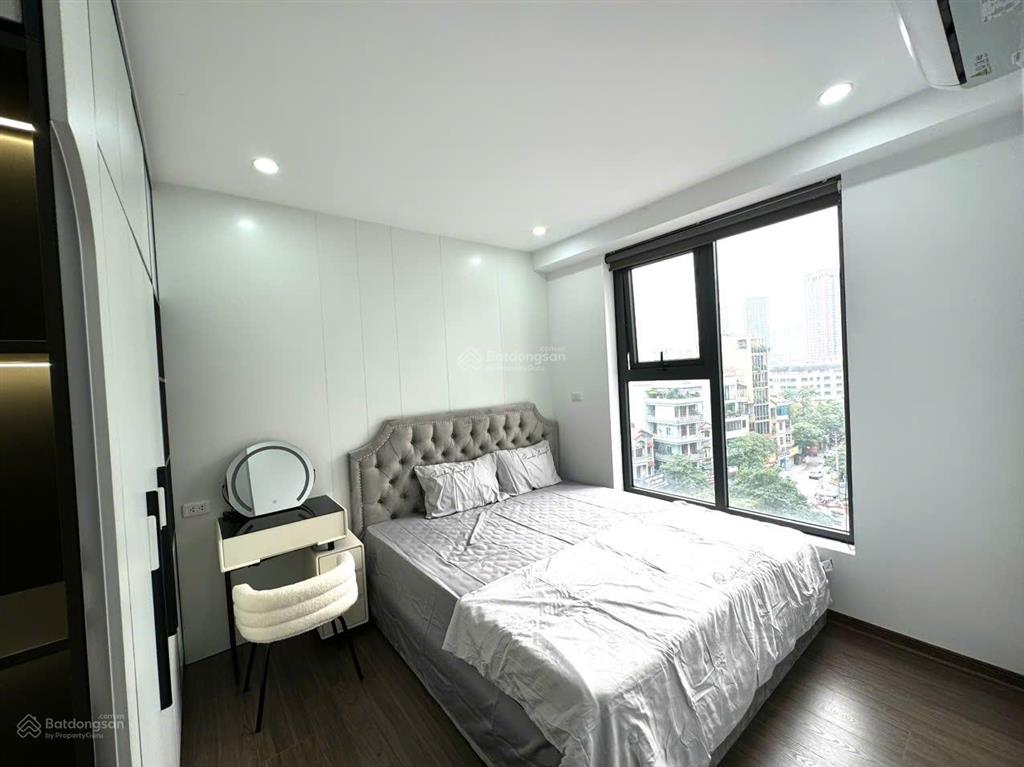Em thùy cho thuê gấp căn hộ 2pn the zei, nội thất cơ bản 16.5tr/th  hỗ trợ đàm giá tốt nhất
