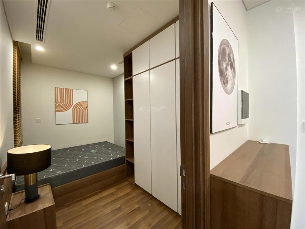 Em thùy cư dân cho thuê ch mipec rubik 360, 23,0 triệu, 108m2, 3pn 2wc, nội thất full