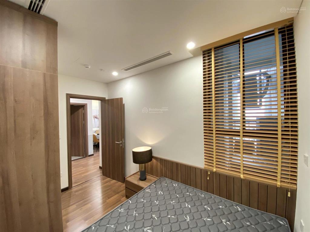 Em thùy cư dân cho thuê ch mipec rubik 360, 23,0 triệu, 108m2, 3pn 2wc, nội thất full