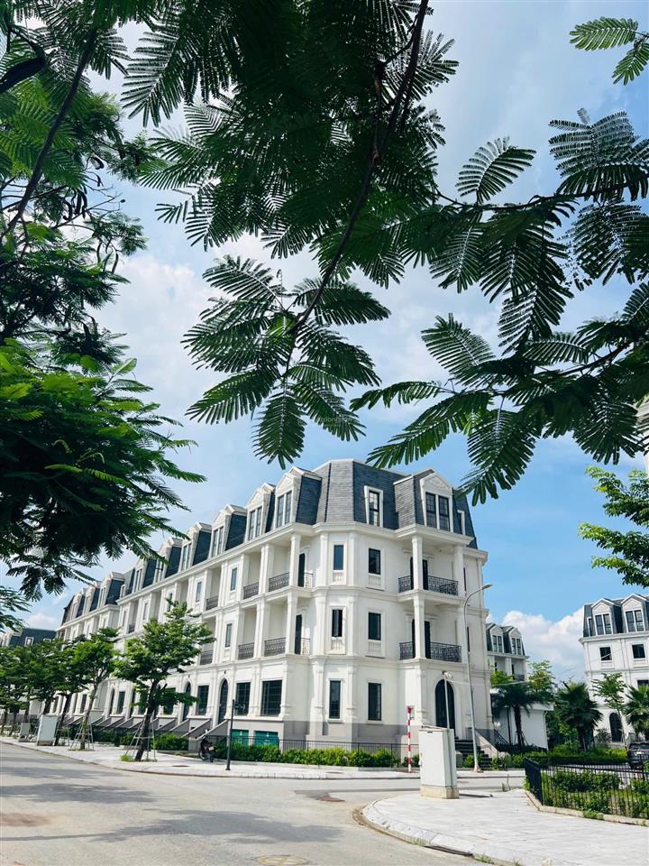 Shophouse tây hồ tây 40 tỷ. chủ nhà cần bán căn shop xây 4 tầng 1 hầm giá rẻ nhất tht, giá đầu tư