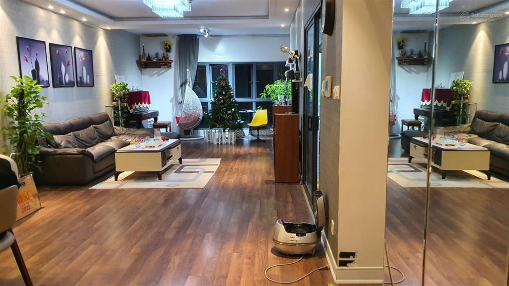 Chính chủ bán căn hộ 3pn tại nguyễn tuân, giá 8.9 tỉ