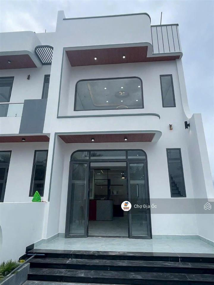 Bán nhà 5m x 25m sổ hồng riêng khu sinh thái u du , mỹ hạnh, long an