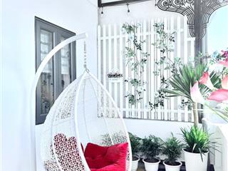 Bán nhanh nhà phố chùa bộc . quận đống đa . nhà mặt ngõ thông  kinh doanh . 60m 7t thang máy.