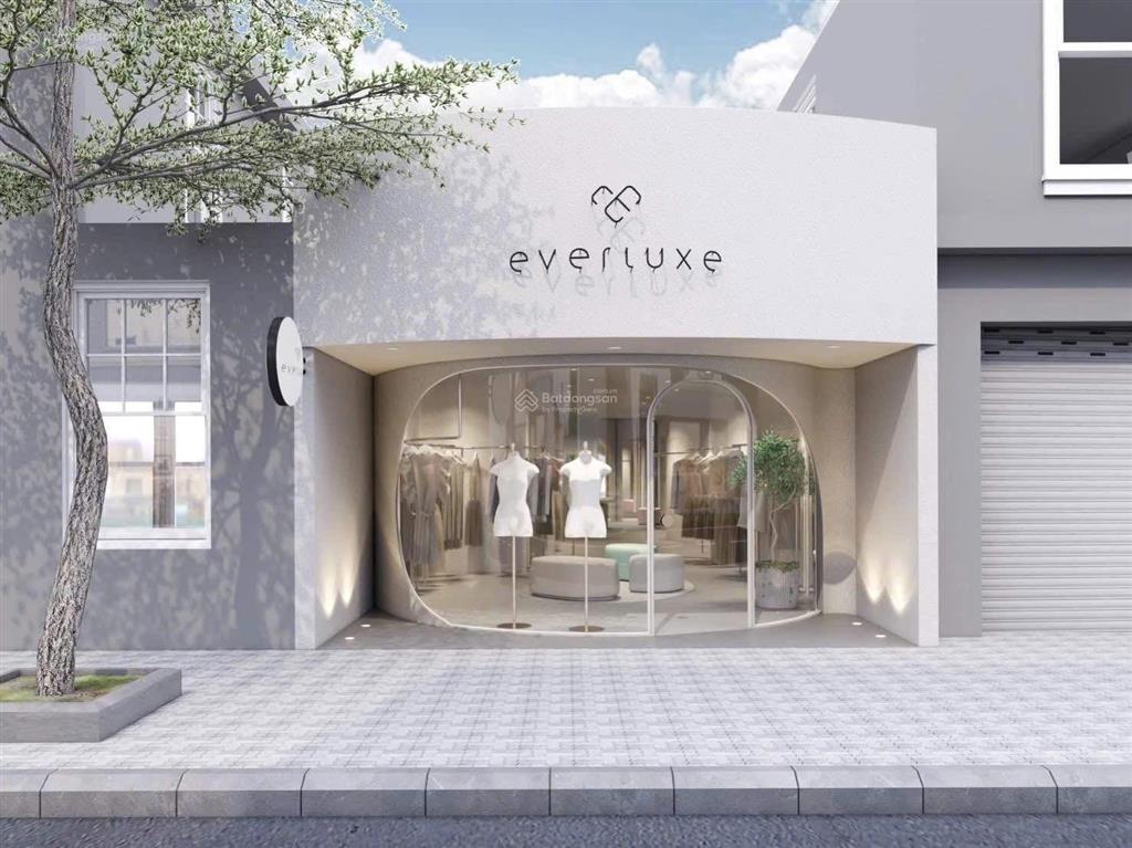 Cho thuê nhà mặt phố phủ doãn ,vị trí sầm uất,diện tích32m2,riêng biệt không chung đụng,rất đẹp