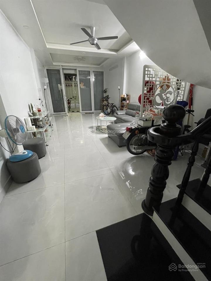 Bán nhà mặt tiền cao lỗ, 4 tầng  tặng nội thất 2 tỷ. dòng tiền 50 triệu/tháng quận 8