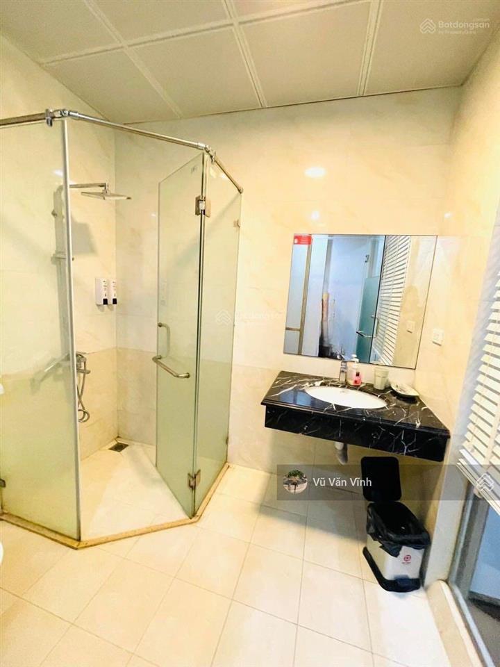 Bán toà khách sạn long biên 110m2, 8 tầng, mặt tiền 5.6m, giá 45 tỷ