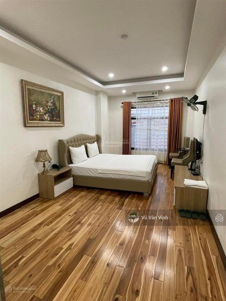 Bán toà khách sạn long biên 110m2, 8 tầng, mặt tiền 5.6m, giá 45 tỷ