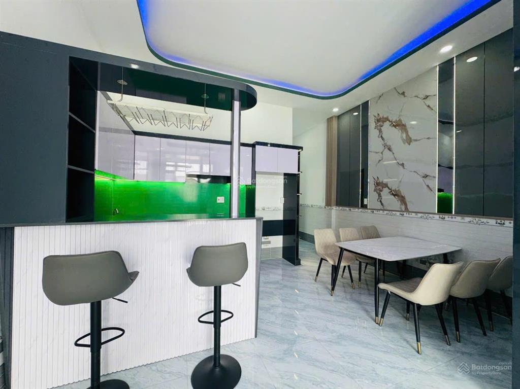 Nhà riêng diện tích lớn 4pn, 3wc  tặng hết nội thất trong nhà