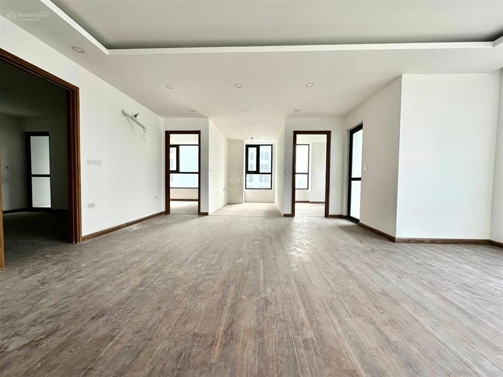 Bán căn hộ rẻ nhất, vị trí đẹp nhất tòa ct2, x2 đại kim, tầng trung, lô góc, 105m2, giá 7.4 tỷ