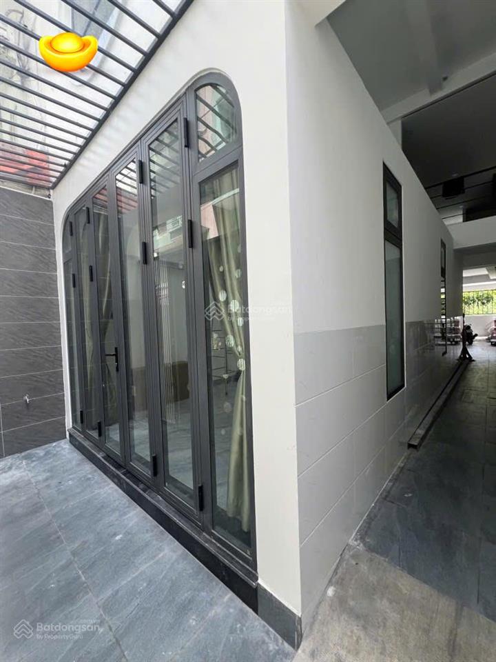 Bán căn hộ dịch vụ mới xây bùi văn ba, 15 phòng , cho thuê 4,5 tr/tháng, giá nhỉnh 12 tỷ