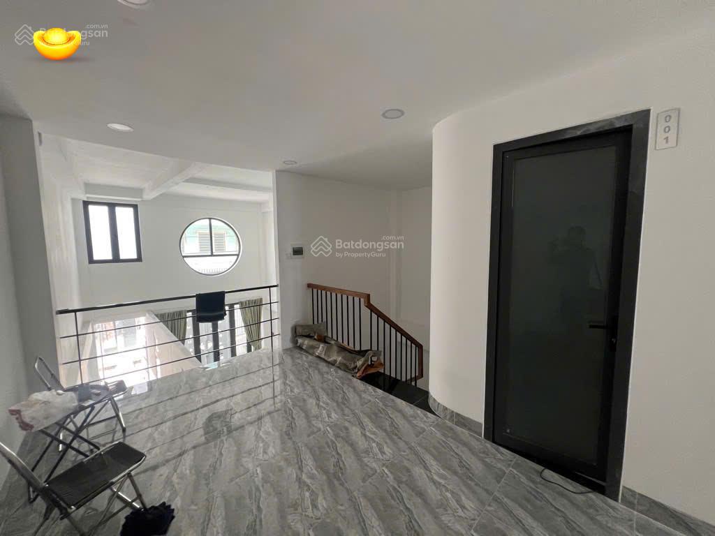 Bán căn hộ dịch vụ mới xây bùi văn ba, 15 phòng , cho thuê 4,5 tr/tháng, giá nhỉnh 12 tỷ